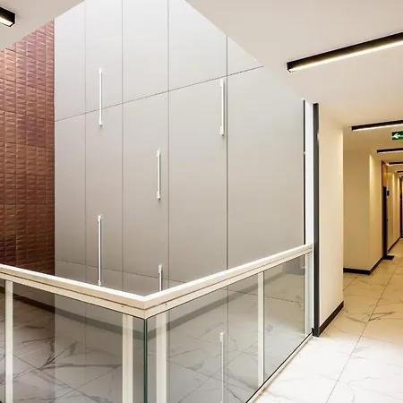 Azure Riverside Apartment - City Center Appartement Wrocław